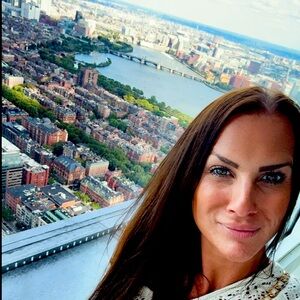 Meet your Posher, Stacey